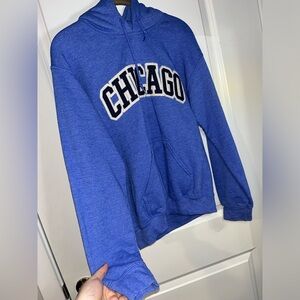Gildan Heavy Blend “CHICAGO” Embroidered Casual Blue Hoodie Size Small